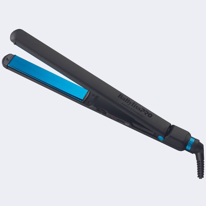 Plancha alisadora ultradelgada BaBylissPRO® Nano Titanium™ edición limitada Black & Blue de 1 in