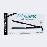 Plancha alisadora ultradelgadade 1 in BaBylissPRO® Nano Titanium™, en negro y azul (edición limitada)