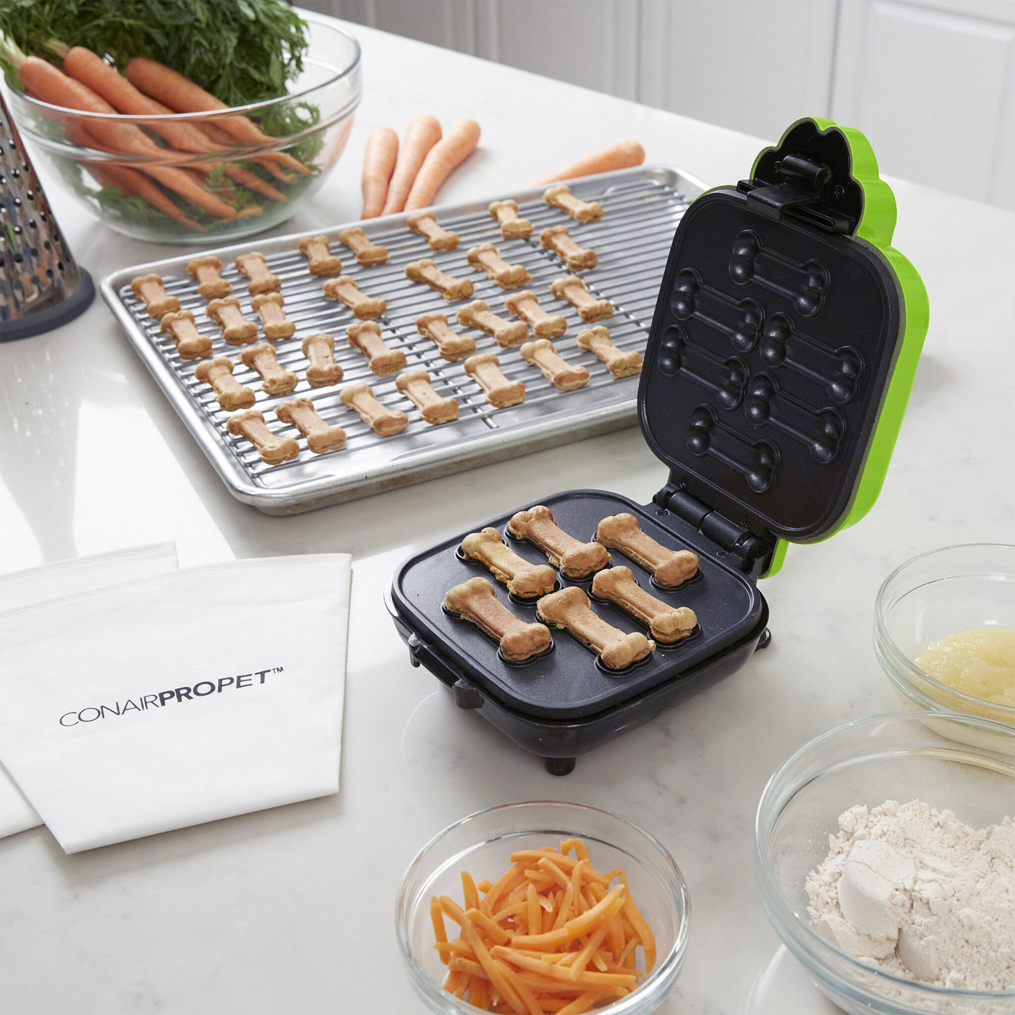 Dog treat maker petsmart deals