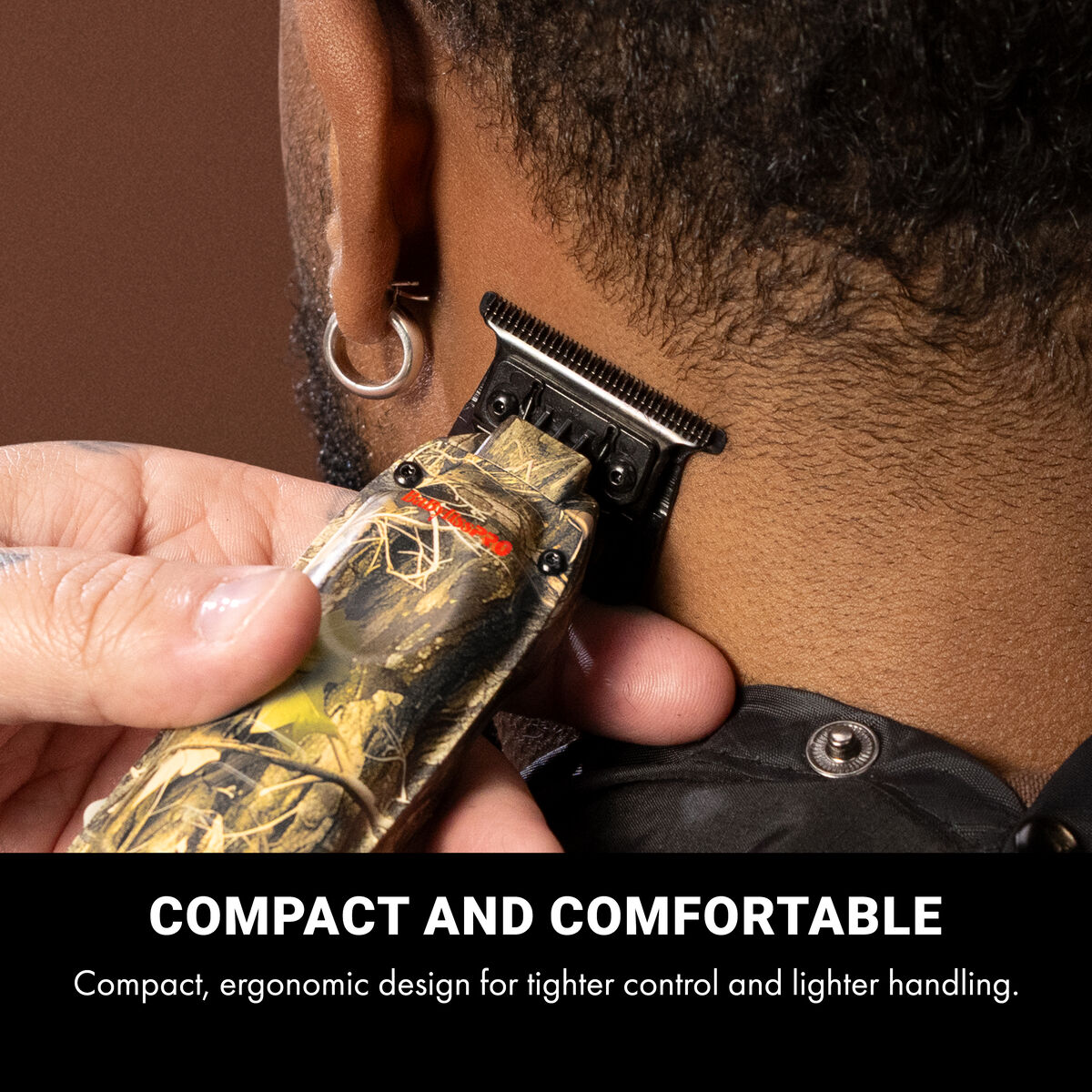 Recortadora de tamaño compacto LO-PROFX BaBylissPRO®, colección en camuflaje de edición limitada